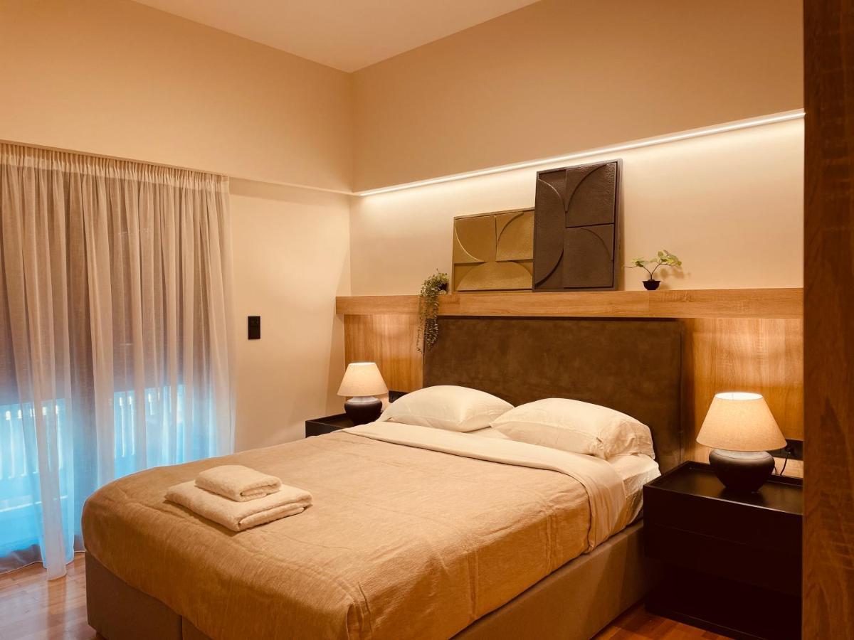 2 Bedroom Apt - Live Like A Local In Kolonaki Atenas Exterior foto
