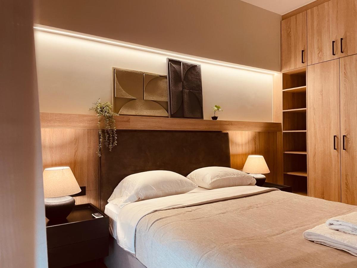 2 Bedroom Apt - Live Like A Local In Kolonaki Atenas Exterior foto